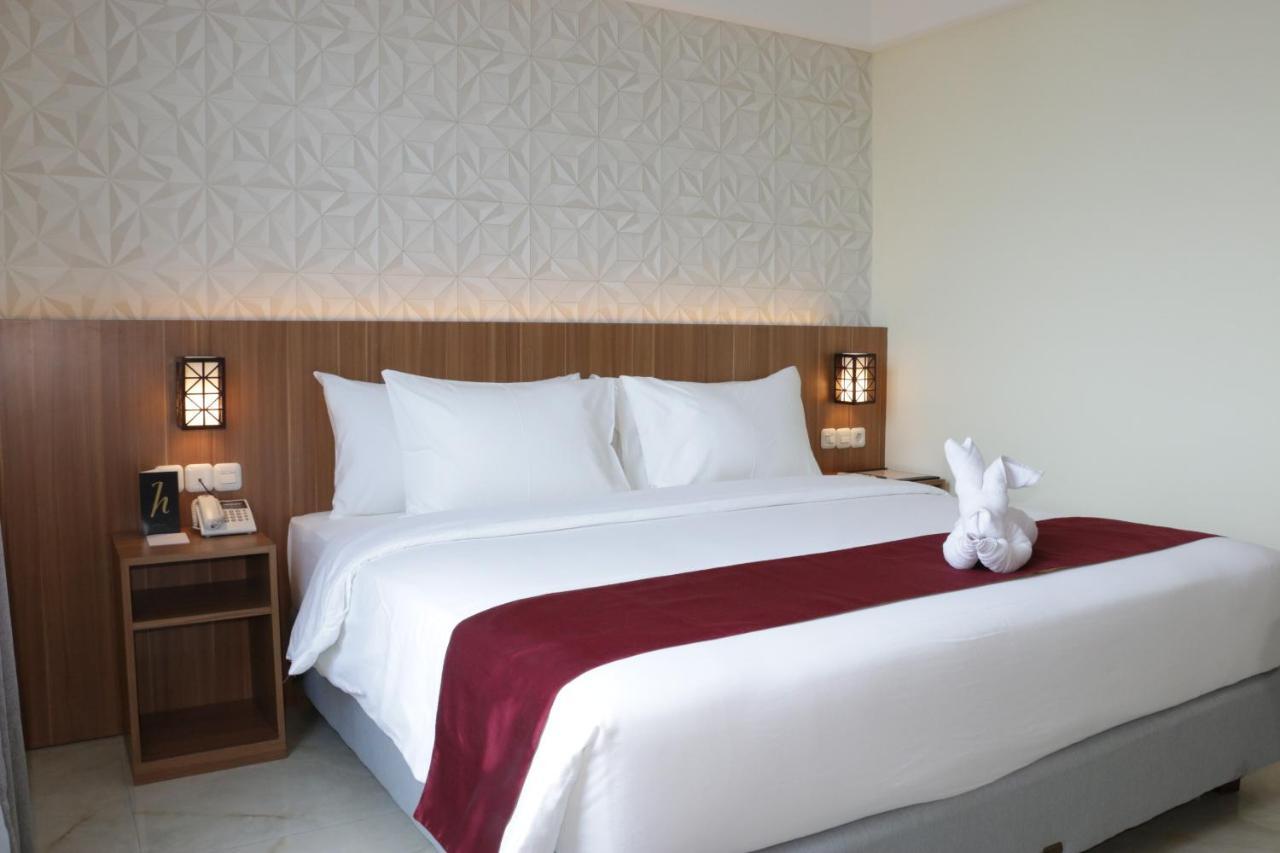 Hotel Horison Sentani à Nefaar Extérieur photo