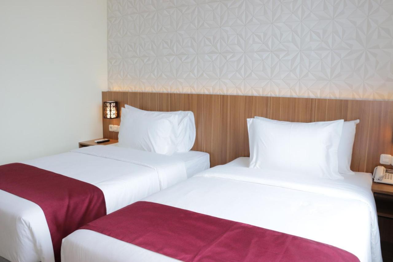 Hotel Horison Sentani à Nefaar Extérieur photo